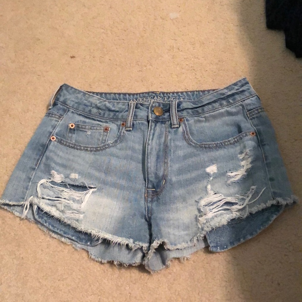 American Eagle high-waisted shorts